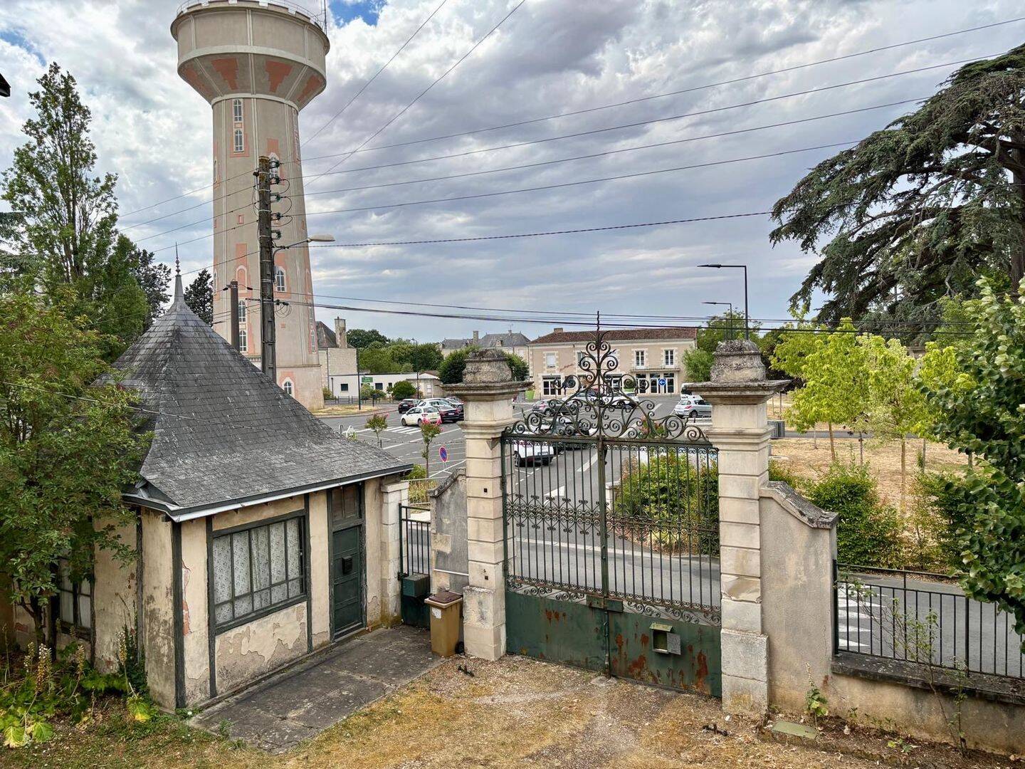 Façade de la maison - maison à Neuville-de-Poitou